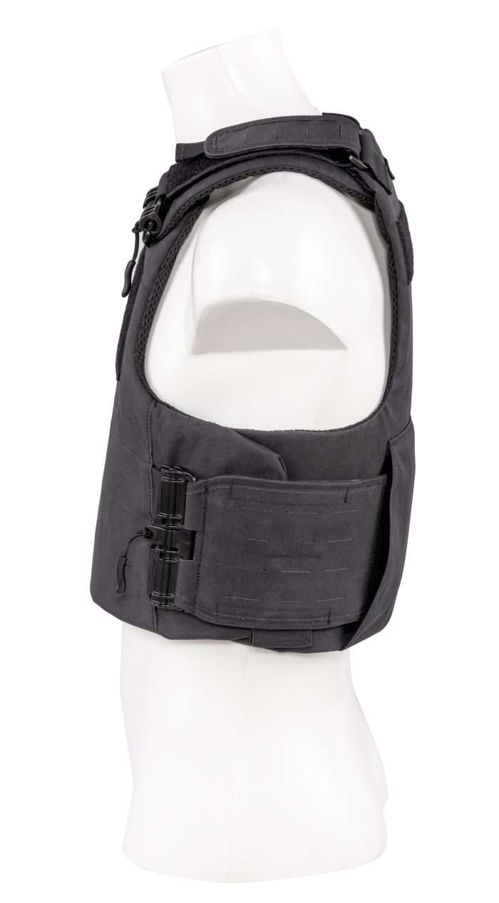 CNP_Tactical_vest_male_05
