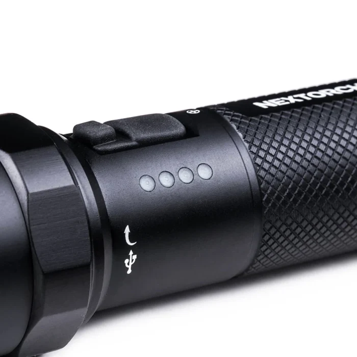 NEXTORCH P80 - Linterna táctica profesional con 2100 lúmenes y recarga USB-C