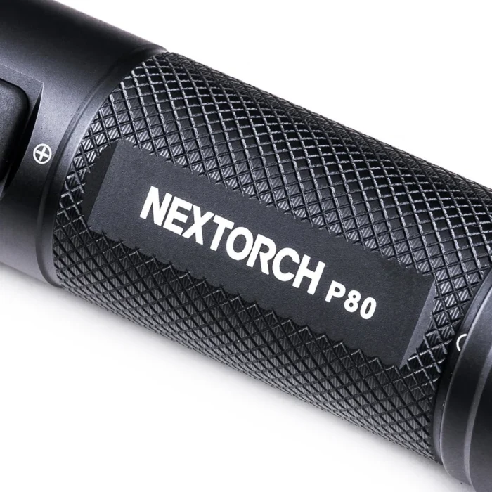 NEXTORCH P80 - Linterna táctica profesional con 2100 lúmenes y recarga USB-C
