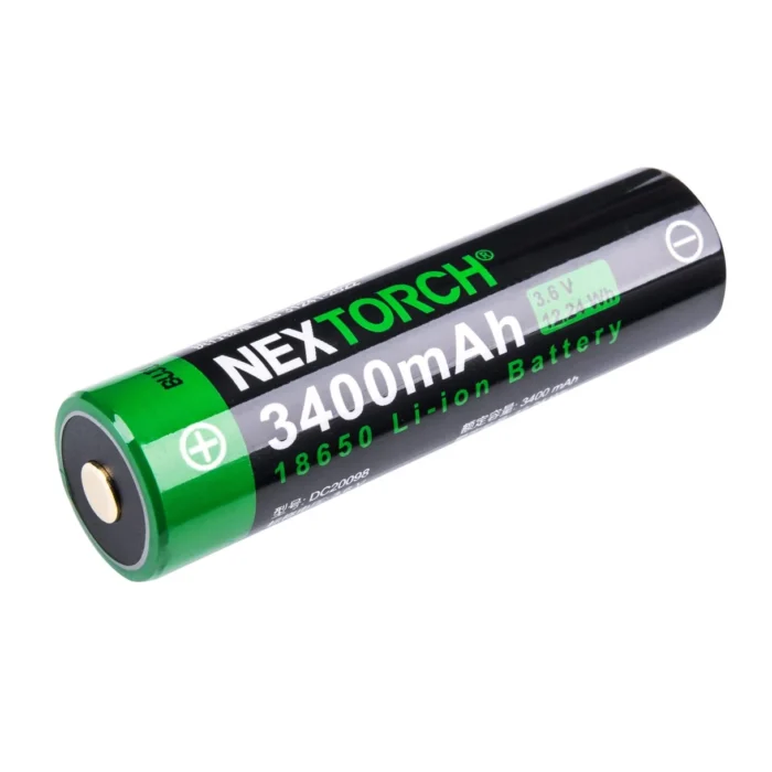 NEXTORCH P80 - Linterna táctica profesional con 2100 lúmenes y recarga USB-C