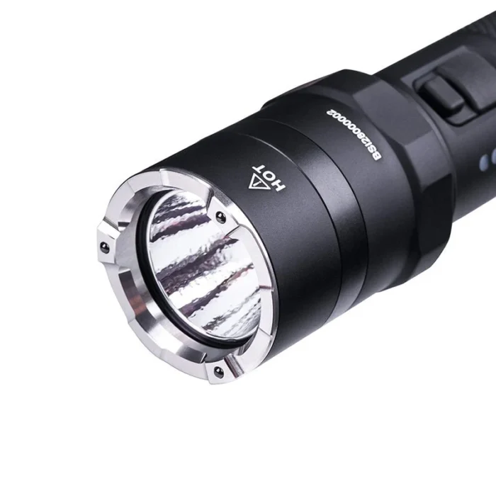 LINTERNA TÁCTICA NEXTORCH P84 – 3000 LÚMENES Y LUCES DE EMERGENCIA 360°