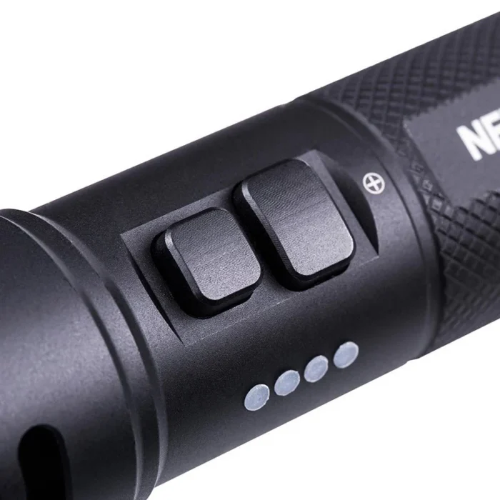 NEXTORCH P86 - LINTERNA TÁCTICA CON SILBATO DE 120 DB Y 1600 LÚMENES