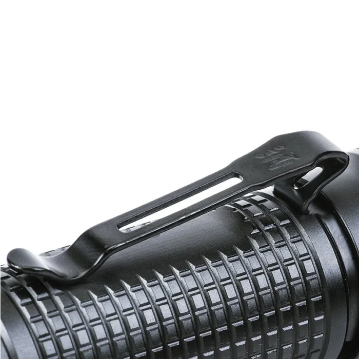 LINTERNA TÁCTICA NEXTORCH TA15 V2.0 – 700 LÚMENES, IPX8, MULTIBATERÍA – SERMIPOL